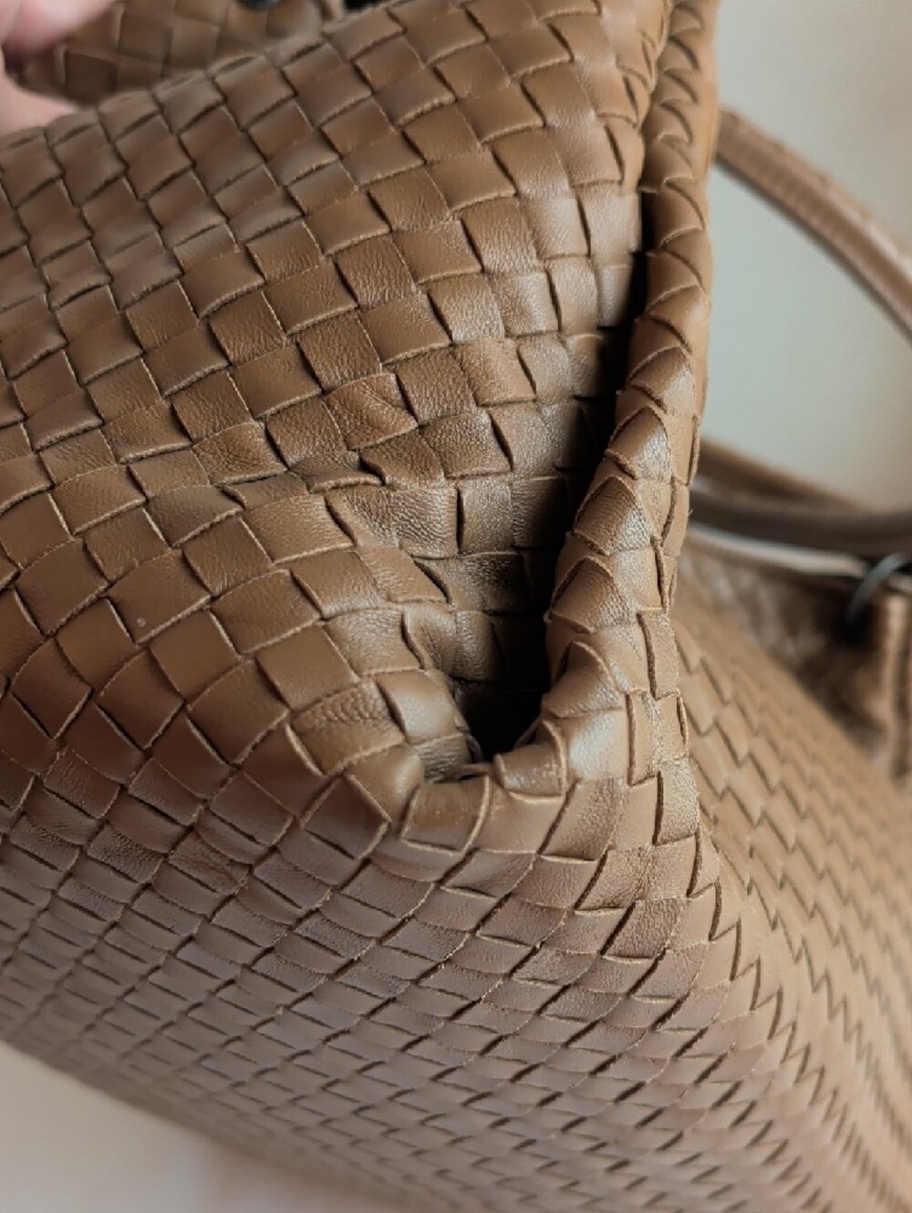 BOTTEGA VENETA Intrecciato Parachute Tote Bag Brown - Picture 7 of 16